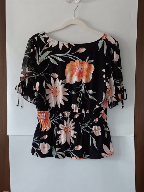 IVY RIDGE Black Floral Raised Waist Blouse - Picture 5 of 9